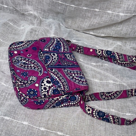 Vera Bradley Boysenberry Paisley the Rachel Crossbody Bag Designer Retired NWOT - Picture 10 of 14